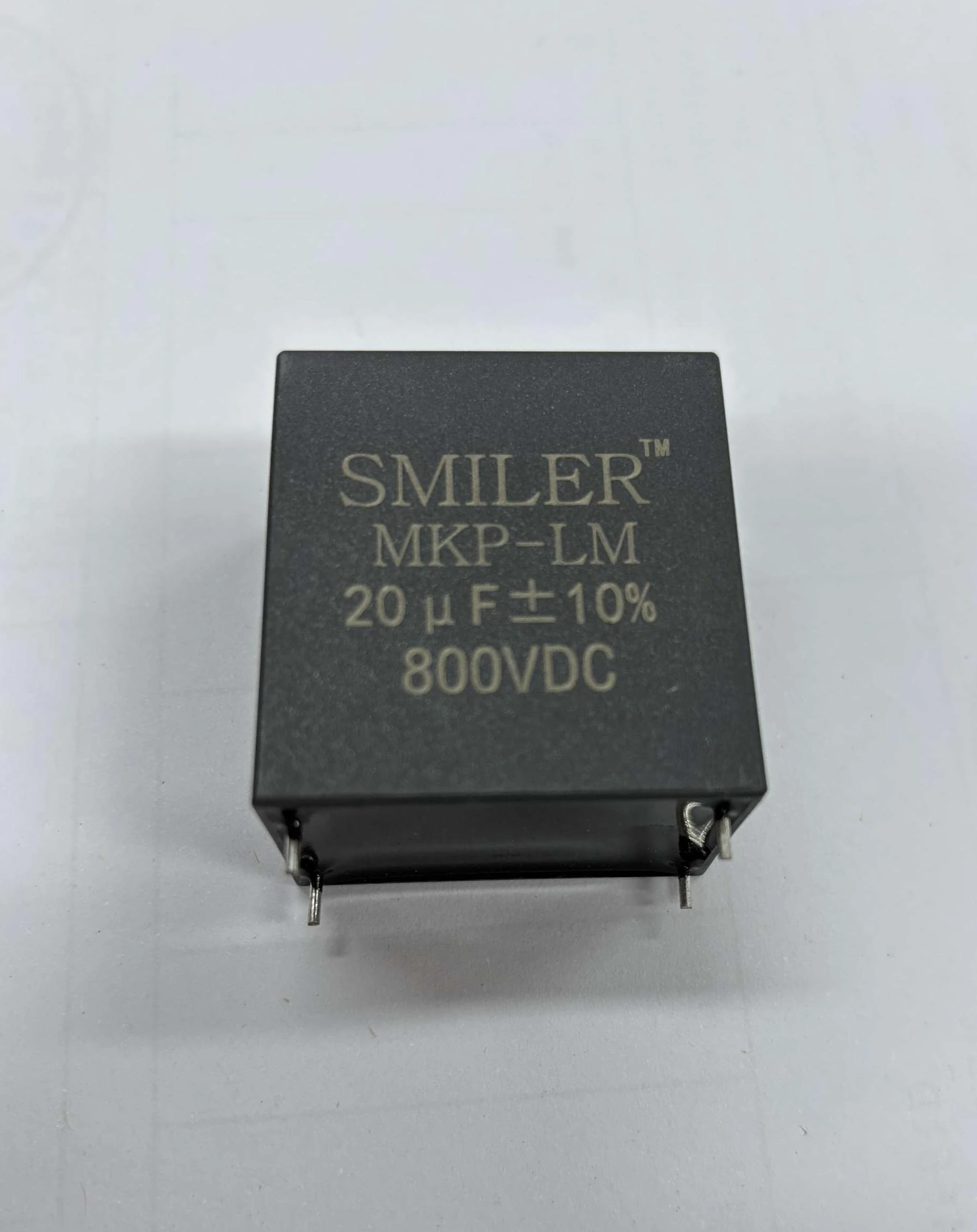How a Capacitor Charges in a DC Circuit: A Detailed Analysis